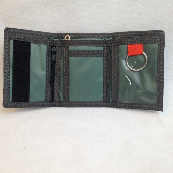 Bioworld Nintendo Controller Trifold Wallet - Picture 2 of 6